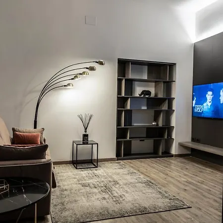 Corso 84 Luxury לינה וארוחת בוקר 4*