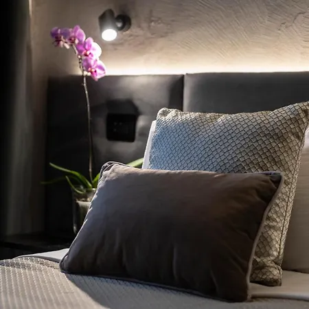 לינה וארוחת בוקר Corso 84 Luxury