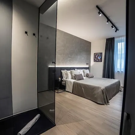 Corso 84 Luxury Πεσκάρα