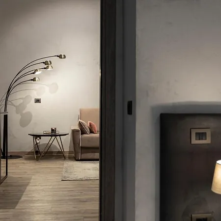 Corso 84 Luxury 4*