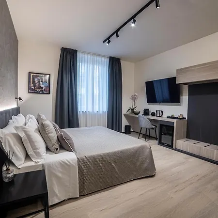 Corso 84 Luxury Couette-café 4*