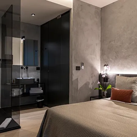 Corso 84 Luxury Bed & Breakfast *