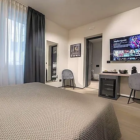 Corso 84 Luxury