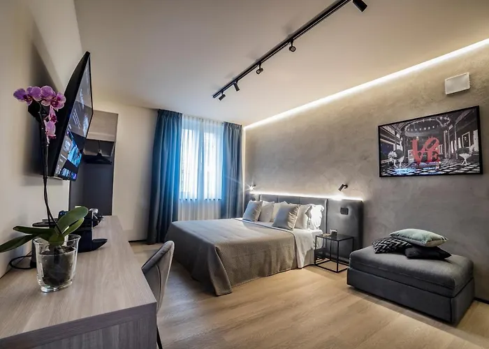 Corso 84 Luxury Panzió 4*